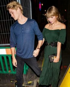 Is Taylor Swift already engaged to her boyfriend, Joe Alwyn?