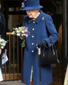Queen Elizabeth II and her appearance at the Platinum Jubilee events with a light walking stick